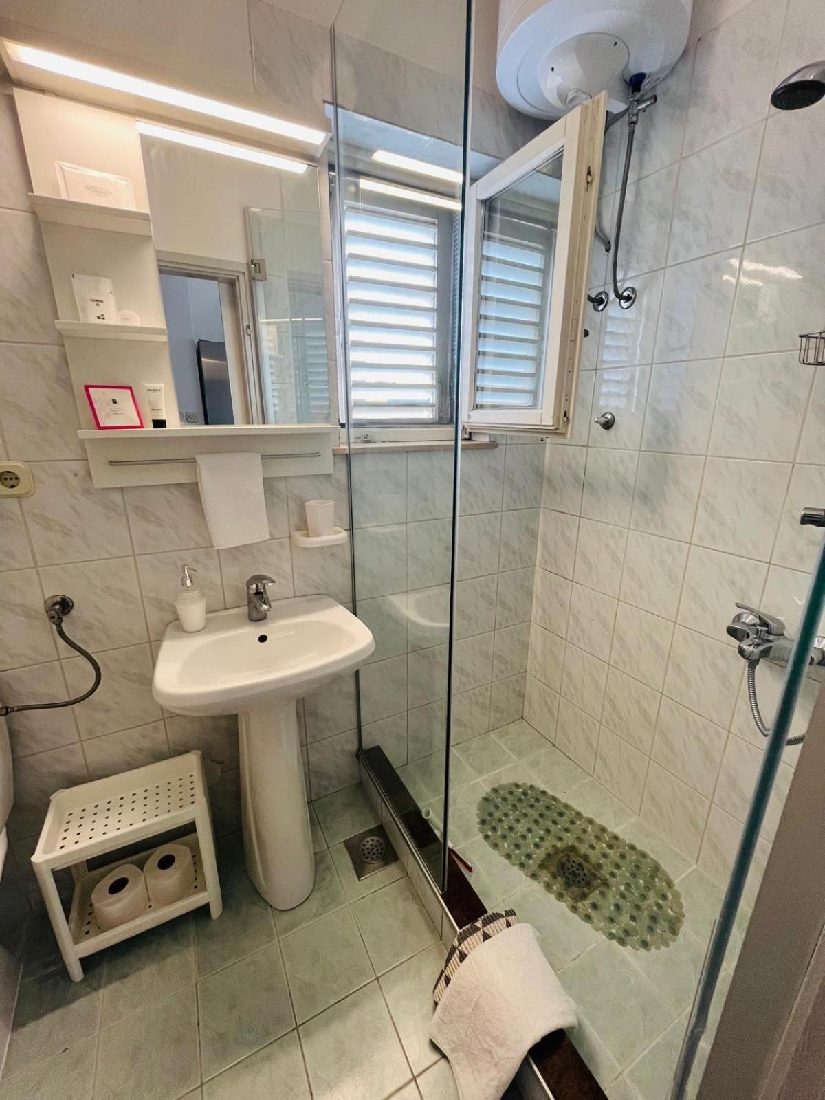 Boomerang Apartments 克勒克 客房 照片