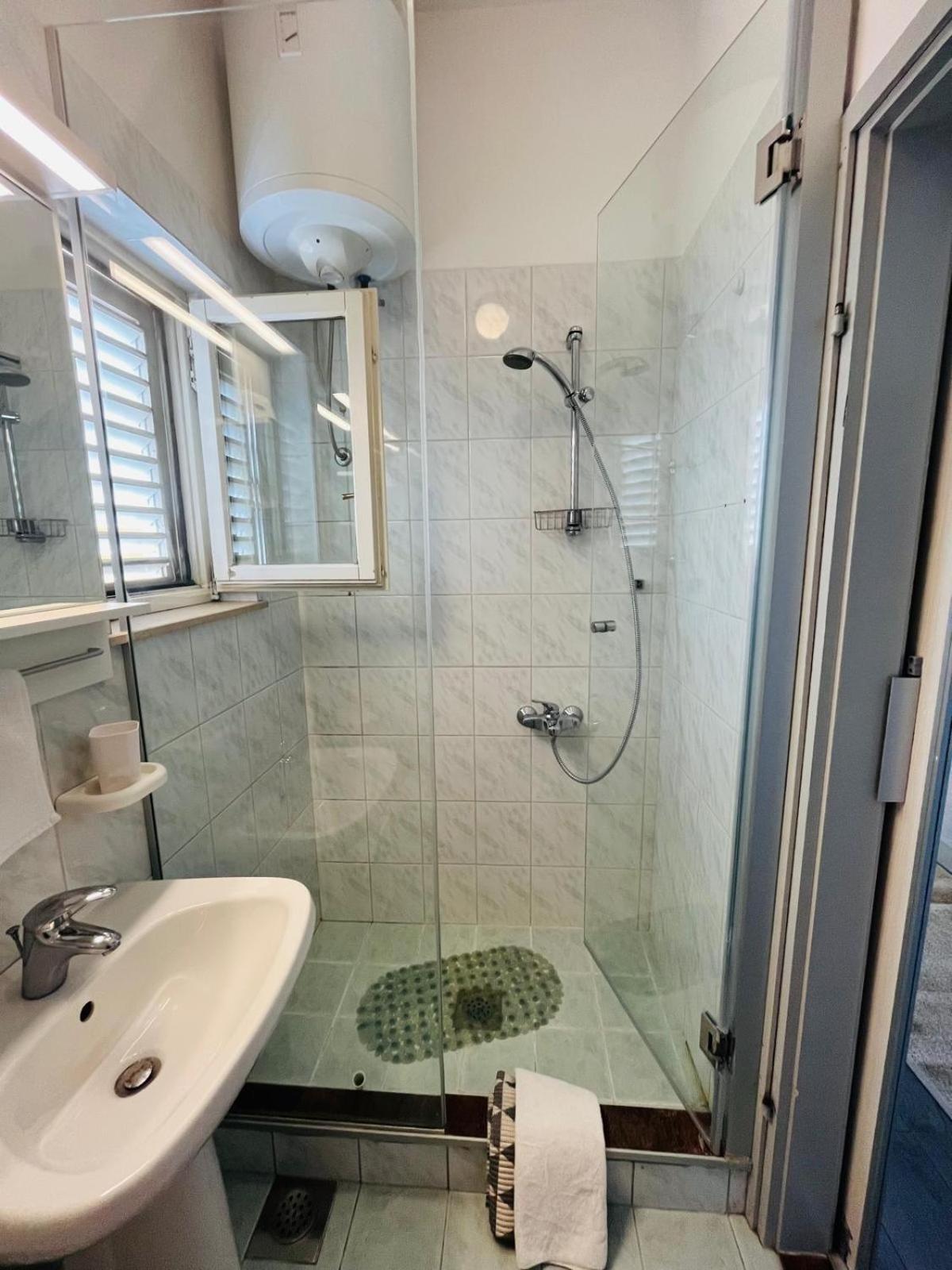 Boomerang Apartments 克勒克 客房 照片